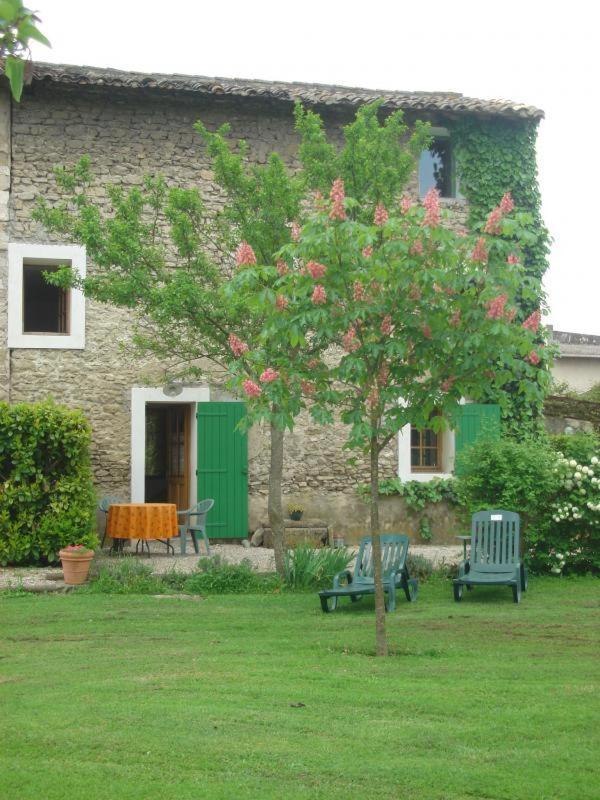 Mas Le Pont Des Aubes Bed & Breakfast LʼIsle-sur-la-Sorgue Екстериор снимка