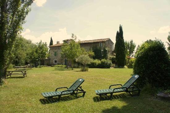 Mas Le Pont Des Aubes Bed & Breakfast LʼIsle-sur-la-Sorgue Екстериор снимка