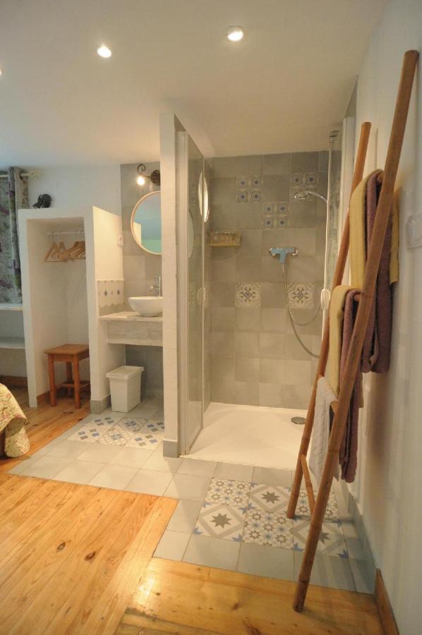 Mas Le Pont Des Aubes Bed & Breakfast LʼIsle-sur-la-Sorgue Екстериор снимка