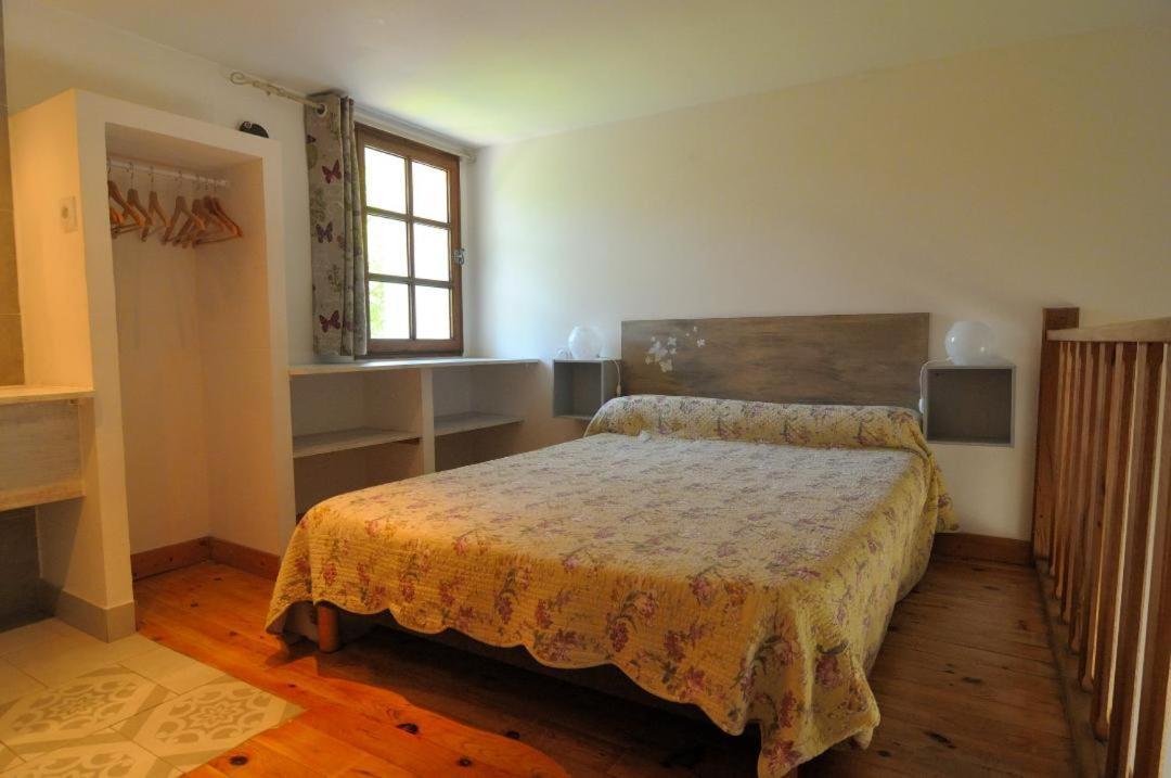 Mas Le Pont Des Aubes Bed & Breakfast LʼIsle-sur-la-Sorgue Екстериор снимка